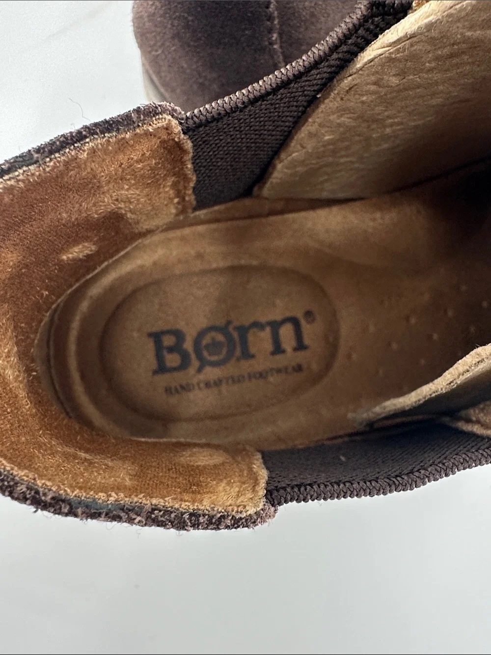 Born suede chukka